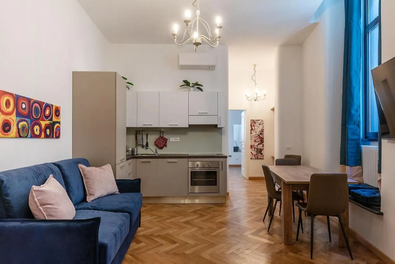 Cs Termini Nazionale Apartments Róma